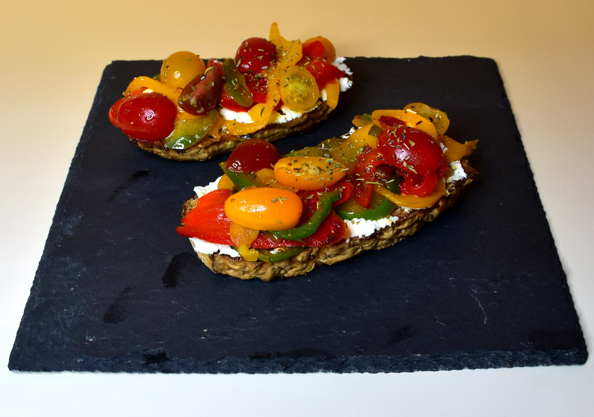 crostini tomate poivron