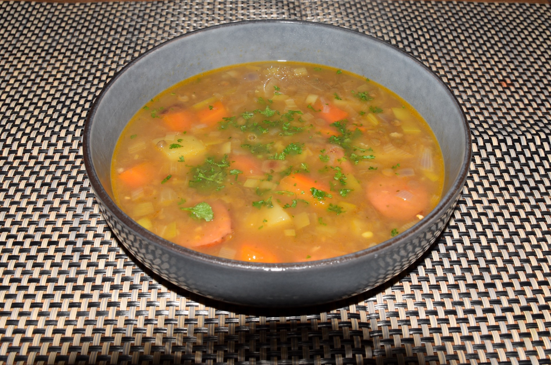 Soupe à la saucisse fumée