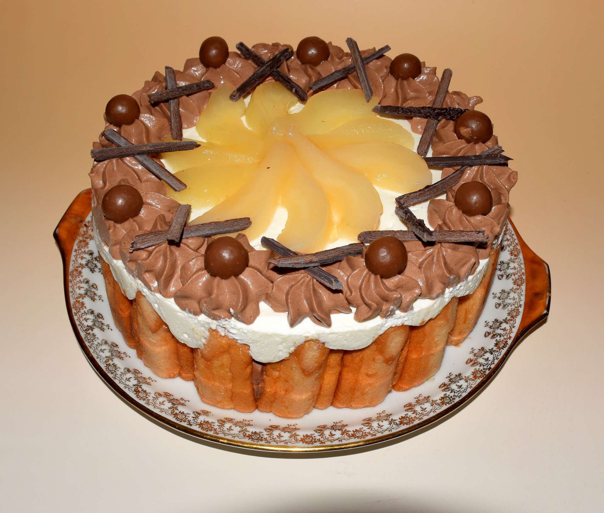 Charlotte choco poire